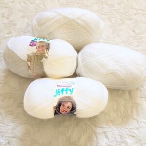 Lion Brand Jiffy Yarn White 4 Skeins 12oz 100% Acrylic Mohair Look Made in USA